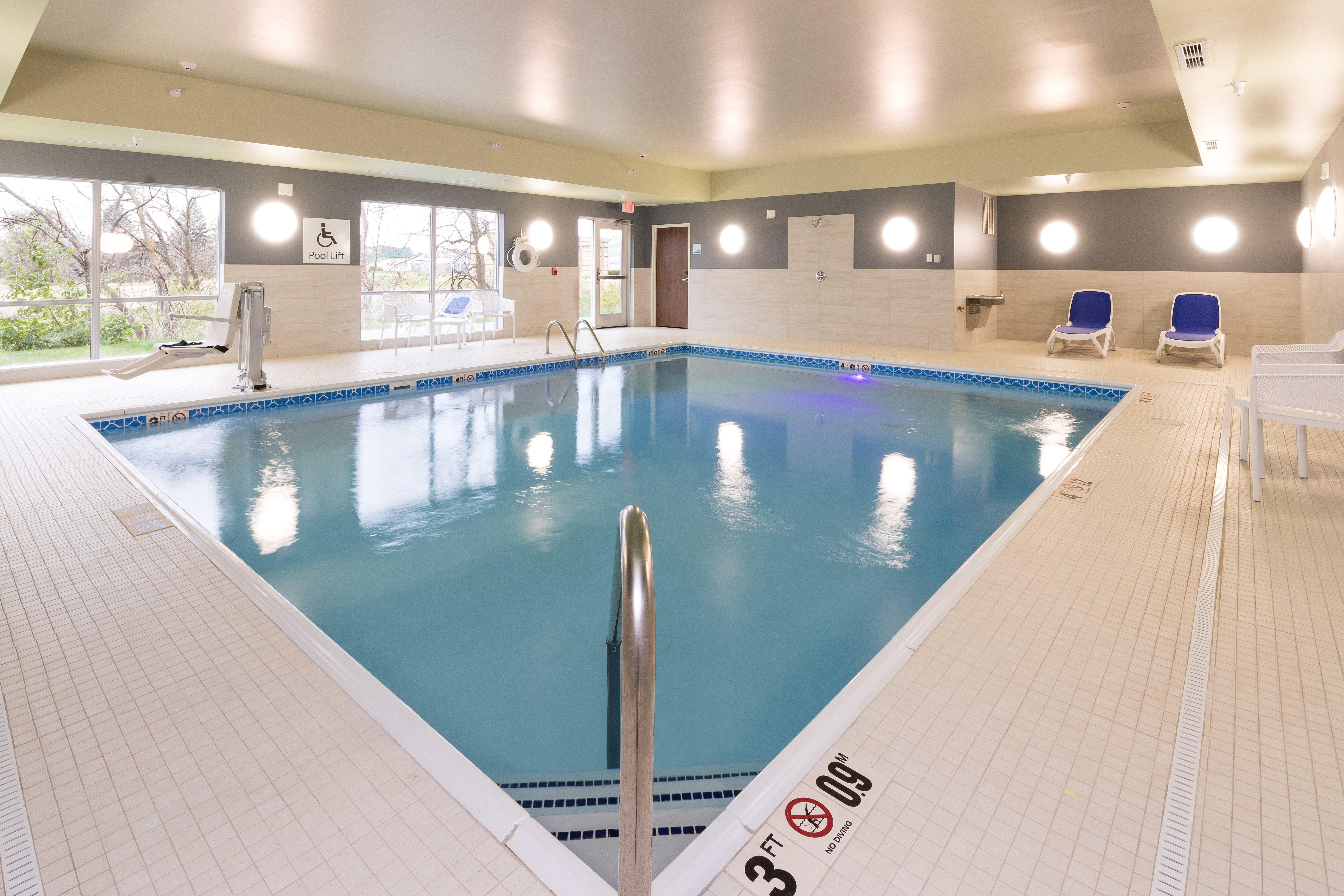 Holiday Inn Express & Suites - Auburn By Ihg Zewnętrze zdjęcie