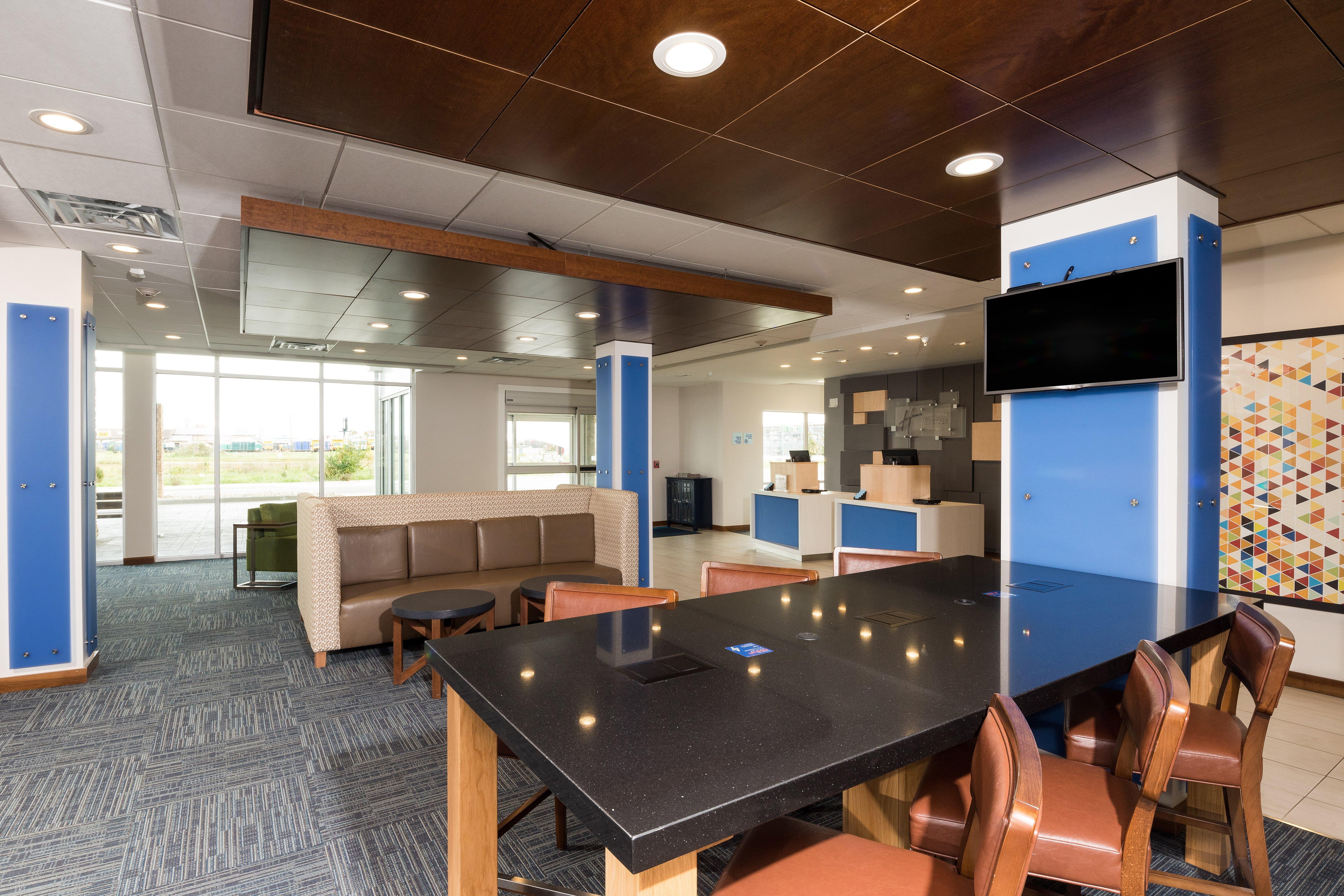 Holiday Inn Express & Suites - Auburn By Ihg Zewnętrze zdjęcie